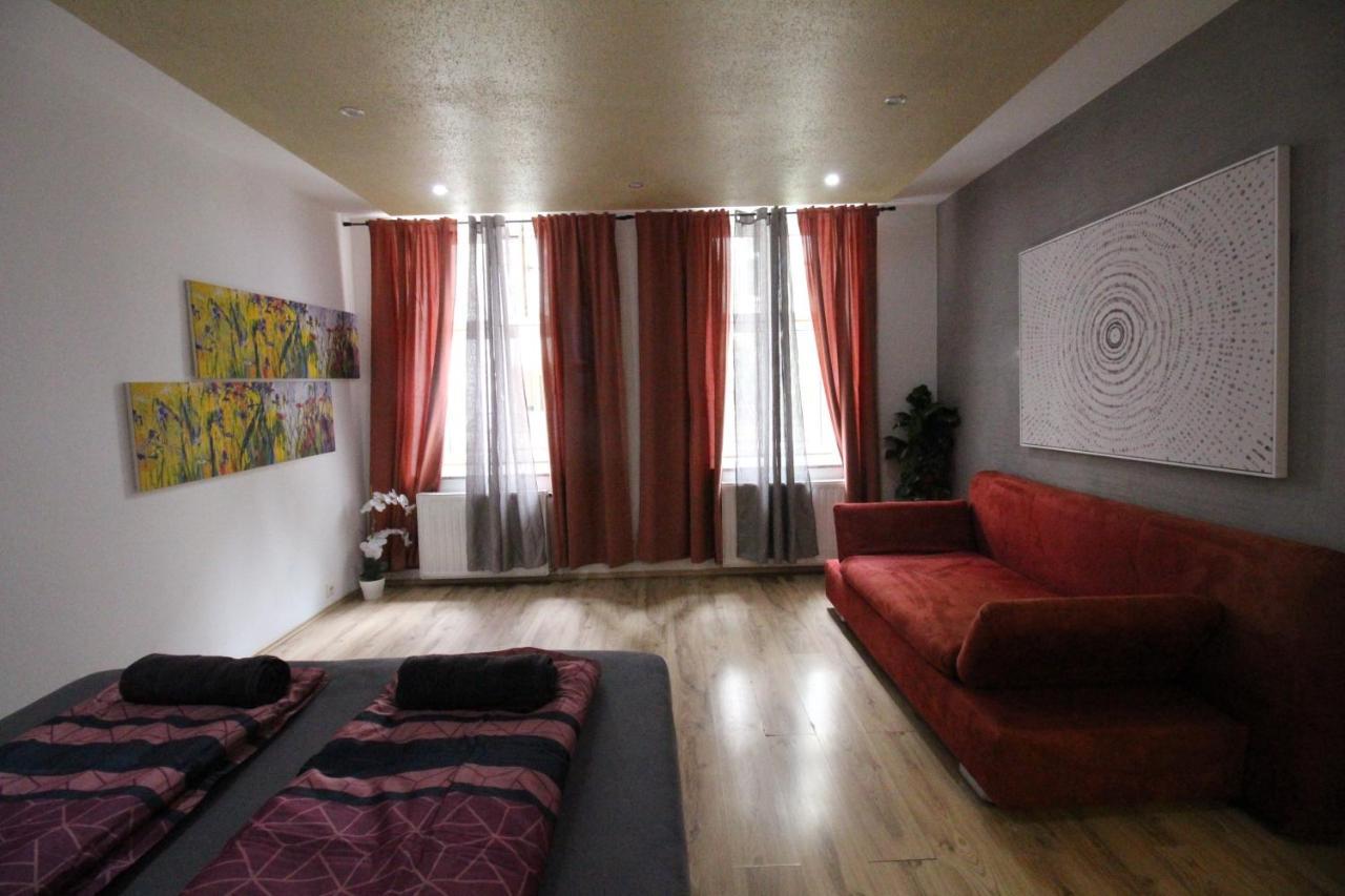 Private Triple Bedroom Rf1 Viena Exterior foto